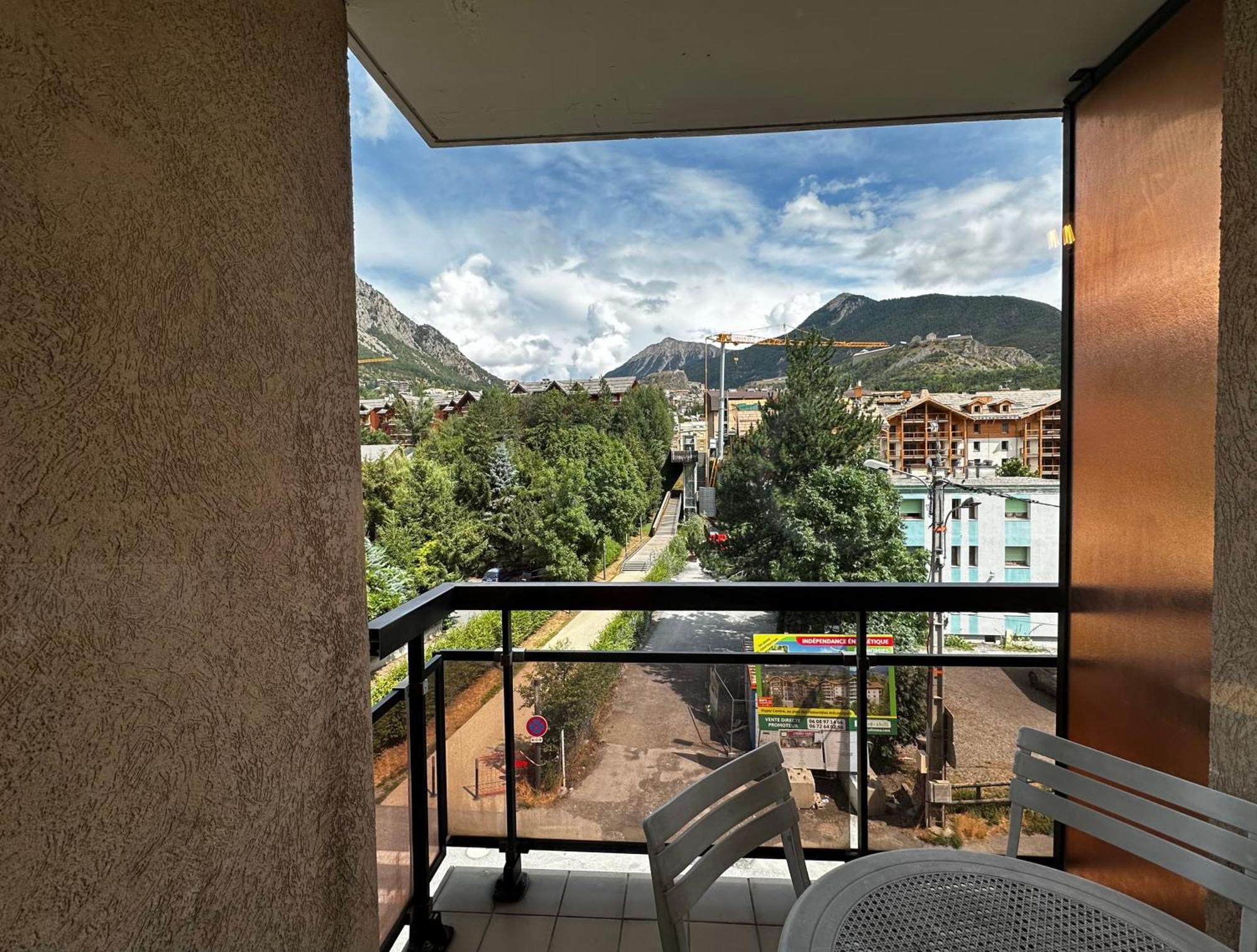 Appartement Centre Ville Pied De Piste Briancon ภายนอก รูปภาพ